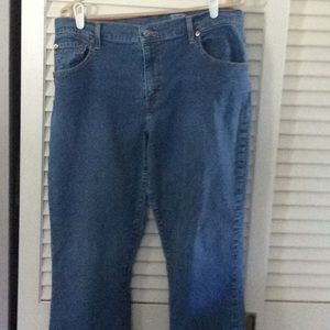 Levi Ladies Jeans